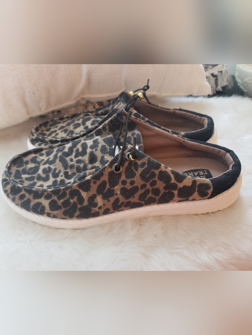 Leopard Print Canvas Slip-On Women's Shoes - Brown